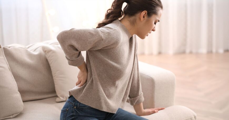 Äkillinen ja terävä alaselän kipu voi olla noidannuoli eli lumbago, joka ilmaantuu useimmiten noston tai kumartumisen yhteydessä.