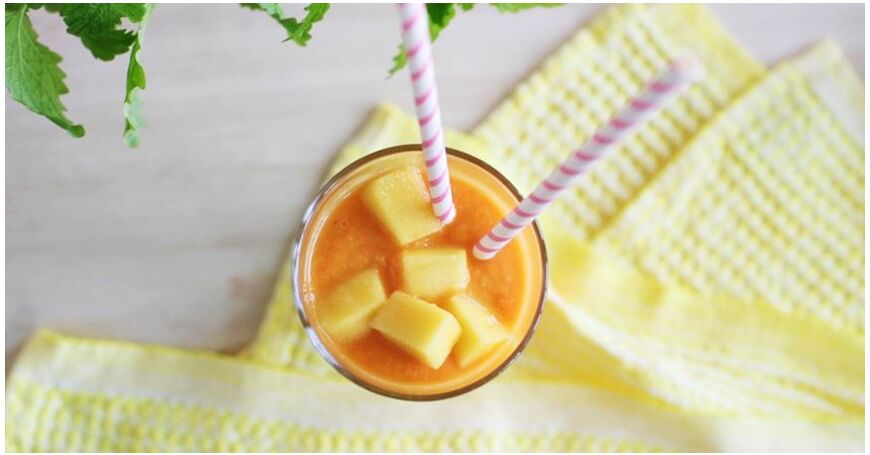 Kuitupitoinen smoothie sisältää kuitujauheen lisäksi kuitupitoisia hedelmiä, kuten passionhedelmää, päärynää sekä kuiturikasta avokadoa.